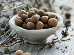 Bulk Nutmeg Spice Berries